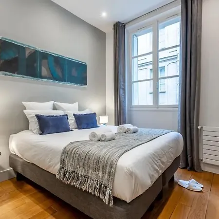 Luxurious Flat 180 M2 Champs-elysees